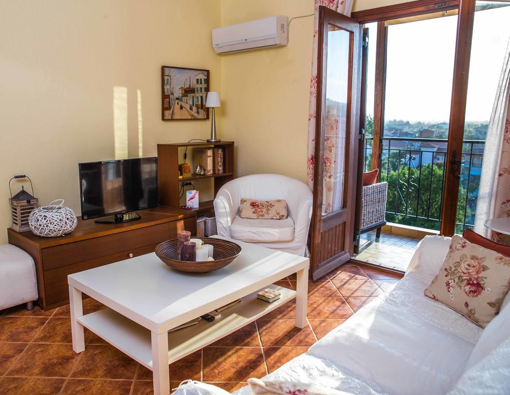 Apartments Mantsiou Old Nikiti Екстериор снимка