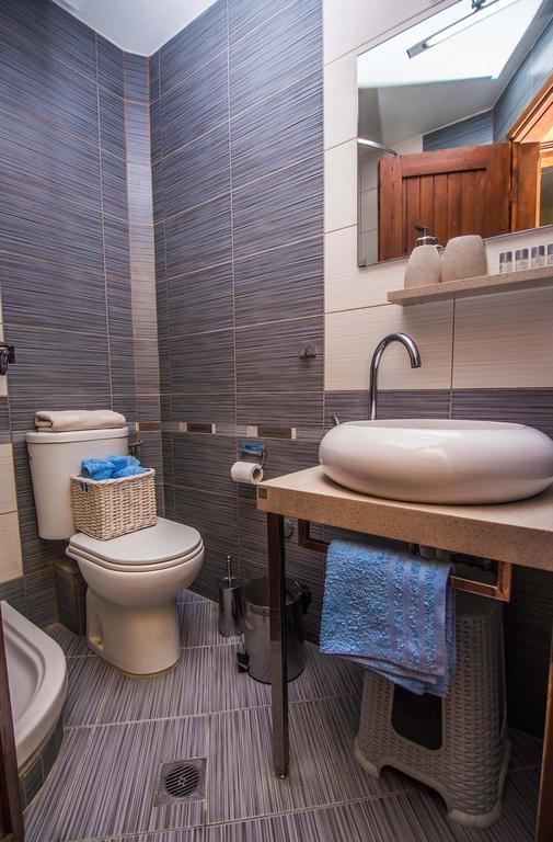 Apartments Mantsiou Old Nikiti Екстериор снимка