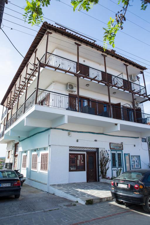 Apartments Mantsiou Old Nikiti Екстериор снимка